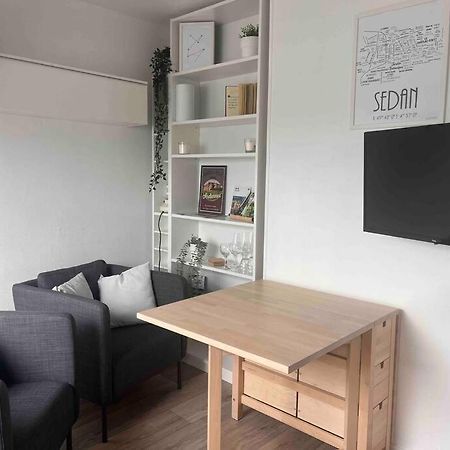 La Belle Etoile Apartment ซีดาน ภายนอก รูปภาพ